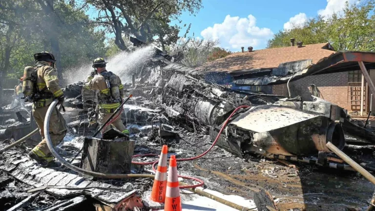 Military Plane Crashes into TX Neighborhood