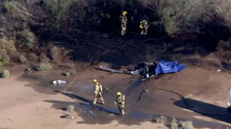 Two Killed When Plane, Chopper Collide in AZ