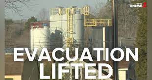 NC Firefighters Consult Authorities, Contain Fire at Asphalt Plant