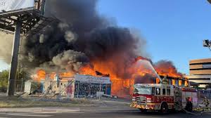 Fire Destroys Vacant Hotel, Restaurant in Austin, TX