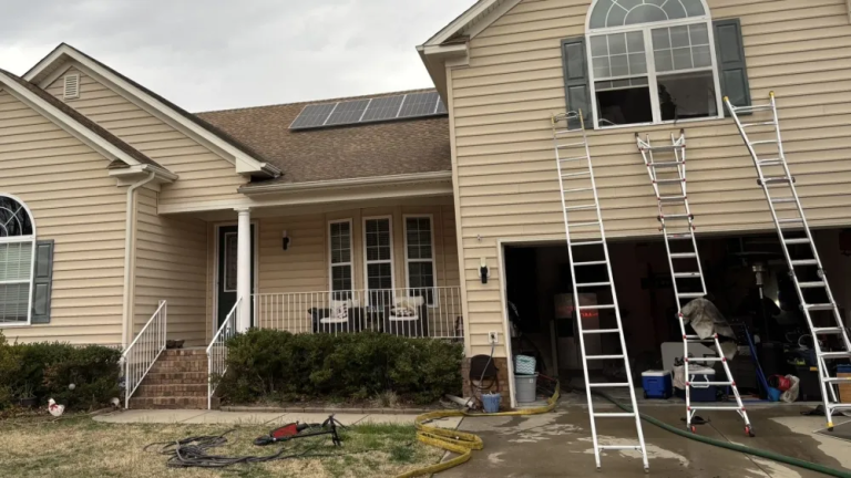 Off-duty Virginia firefighter uses ladder, garden hose to help extinguish house fire
