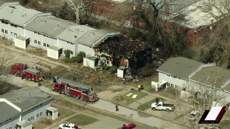 Missouri firefighters battle 13th fire at vacant apartment complex in Arnold