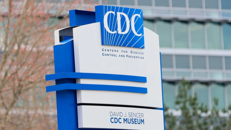 HHS Halts CDC COVID-19 Vaccine Study Publication